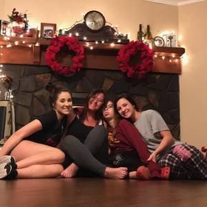 Meet your Posher, Carey